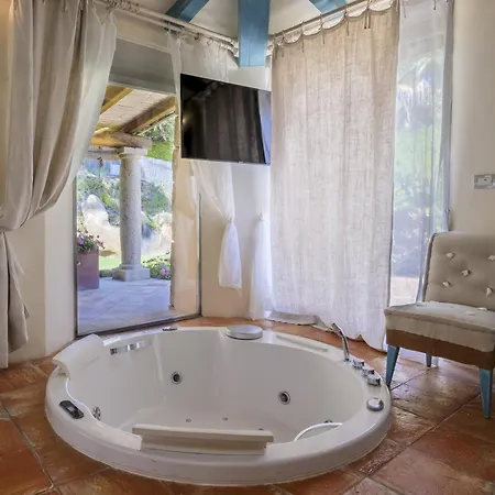 Villa Padulella 8&2, Emma