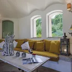 Βίλα Padulella 8&2, Emma Portoferraio