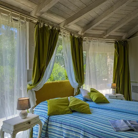 Padulella 8&2, Emma 费拉约港